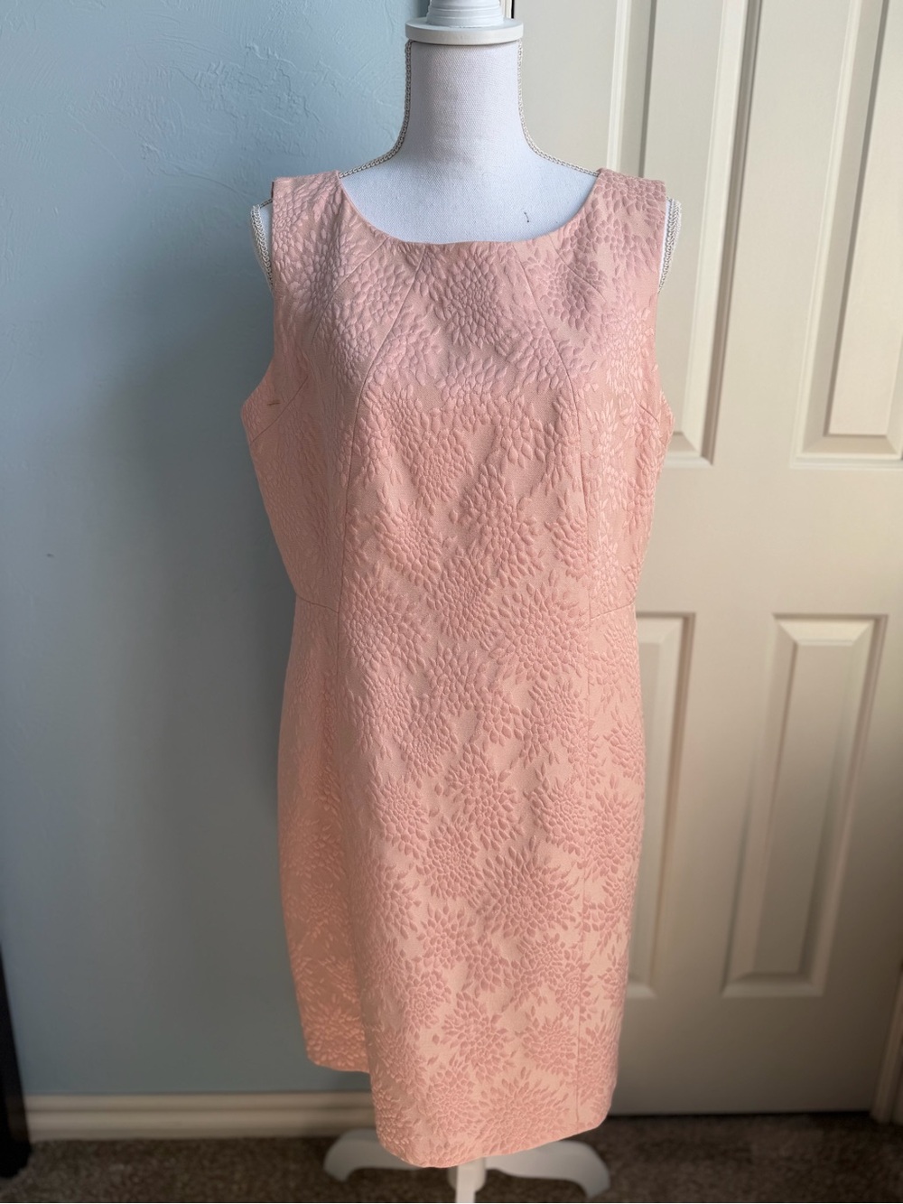 Talbots Peach Textured Sleeveless Sheath Dress